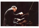Piyanist Jerfi Aji, İstanbul’da konser verecek