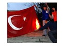 Türk bayrağını yaktılar!