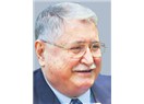 Hasan Celal’e göre Yeni Anayasa taslağında Kürtçe çatlağı var