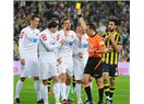 Cüneyt Çakır FB'ye penaltıları verdi, TV'lerde tartışmalar başladı..!