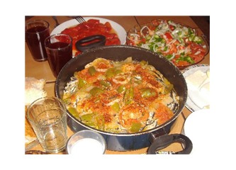 Hamsinin patates ve soğanla dansı