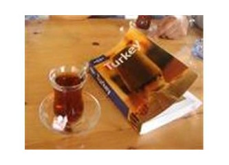 Vazgeçemediğimiz demleme çayımız ve Türk kahvemiz