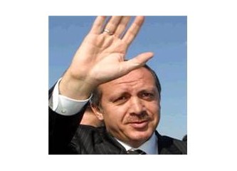 Herkes bir adım başbakan iki adım