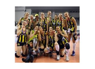 Voleybolda yeni slogan; Fenerbahçe yenilmez!