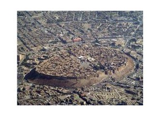 Erbil'de Çarşı Pazar