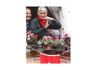 Türkan Hocamıza yanlış yapılmadı!