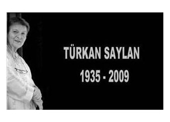 Cami avlusundan izlenimler