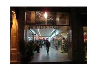 Halep Pasajı'nda bir pencere