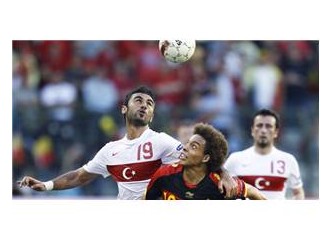 Kötü oyun, bir puan, Hiddink gidiyor