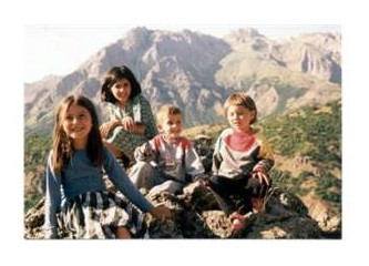 Belleğime Emrediyorum “Hemen Beni Çocukluğuma Götür!"