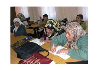 Kadınlar ve öğretmek üstüne
