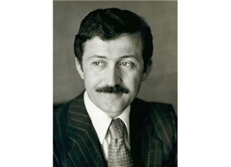 Ahmet Taner Kışlalı'nın katili ve azmettiricileri ne yazık ki 12 yıldır yakalanamadı.