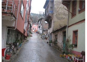 Tirilye, Uludag ve Yeşil Bursanın Belediyesi