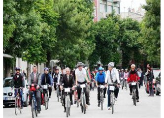 Burdur’da “Durgun sulara yolculuk” başladı