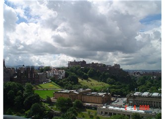 Festivaller şehri Edinburgh