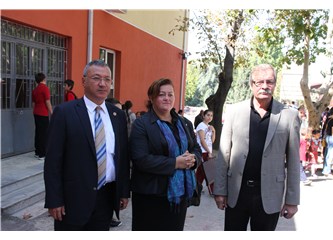 CHP, süresi içinde bitirilmeyen okul inşaatlarını denetledi