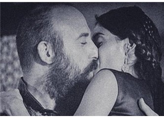 Bu ne saçmalıkdır? Padişahın Gözleri kör mü ki Gözdesi Firuze'nin boynundaki dövmeyi görmesin?
