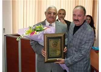 Teşekkür Plaketi yazısı