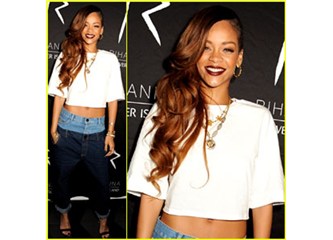 Rihanna-River İsland