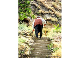 Yokluğun örter üstümü