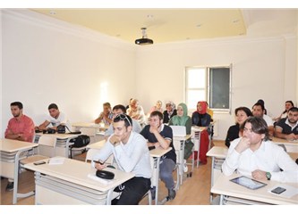 Sosyal medya mağduru AK Parti atakta