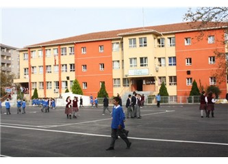 Okulların bakım-onarım işleri belediyelere bırakılmalıdır...