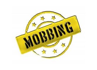 Mobbing; kıskançlık mı? hor görülmek mi?
