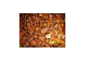 Güveçte çiftlik kebabı