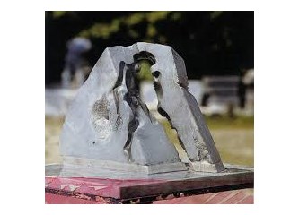 Meçhul asker kaçağı anıtı