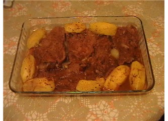 Biftek tarifi (Patates garnitürlü)