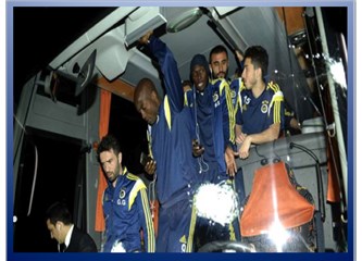 Fenerbahçe otobüsüne silahlı saldırıyı film çekimi gibi görmek!.