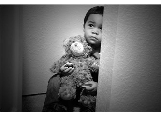 Çocuklara Yönelik Duygusal İstismar-Duygusal Şiddet Nedir? Çocukta Duygusal İstismar Belirtileri