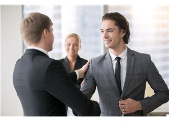 AYRICAKLI ERKEĞİN TERCİHİ VIP SAÇ EKİMİ
