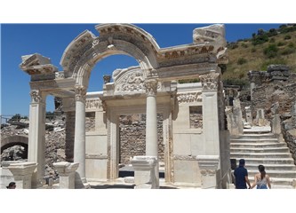 Efes Antik Kenti