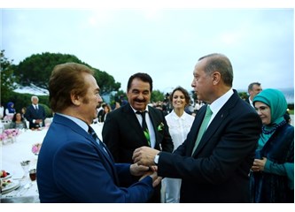 Yemekte kimler vardı?