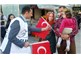23 Nisan YHD Gençlik Kolları Türk Bayrağı Dağıtımı