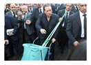 Bu adamlar ne yapıyor?