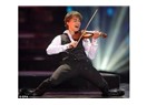 Alexander Rybak “Fairy Tale” ile Eurovision birincisi oldu (Video izle)