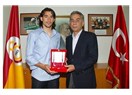 Galatasaray dağılıyor mu, dağıtıyor mu?