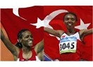 Türk Atletizmi kendini aştı! 5000 metrede Alemitu Bekele Şampiyon, Elvan ikinci oldu...