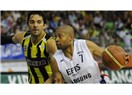 Ergin Ataman'ın oynatmayan çağdışı basketboluna rağmen Fenerbahçe kazandı...