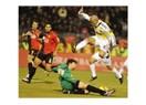Fenerbahçe, Alex'le güldü;  Eskişehirspor: 0 - Fenerbahçe: 1
