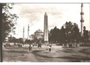 Dikilitaşlarda neler yazar?
