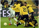 Fenerbahçe, AEL Limassol'u geçti, arayı açtı (Tribünlerden “destek”...)