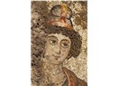 MÖ 3400 yıllarına tarihlenen mozaik sanatı gelişimini Helenistik dönemde izleyebildiğimiz mozaik san