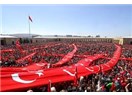 Diyarbakır Mitingi'nde eline tek bir Türk bayrağı almayan Kürtler, empati yapmayı bilir mi acaba?