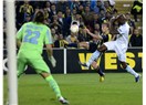 Fenerbahçe, yarıfinale göz kırpıyor! (Direkler olmasa 4 gol olacaktı)