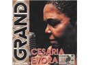 Unutulmayan bir Müzik Kraliçesi Cesária Évora....