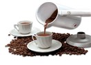 Gönül ne kahve ister ne kahvehane Gönül sohbet ister kahve bahane…
