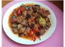 Köfteli, chery domates, patlıcan yemeği